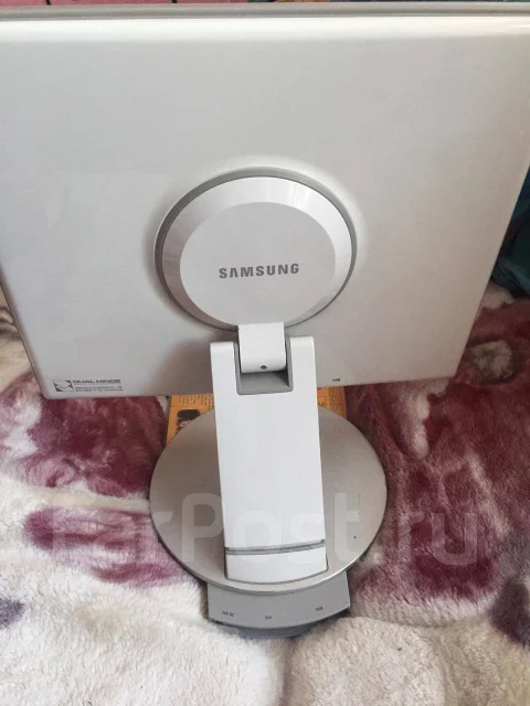 Samsung. 17", ���������� �� (LCD, LED, QLED) ����