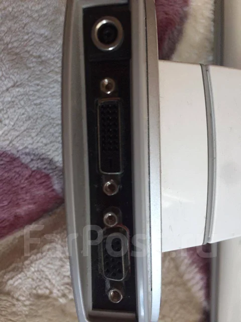 Samsung. 17", ���������� �� (LCD, LED, QLED) ����