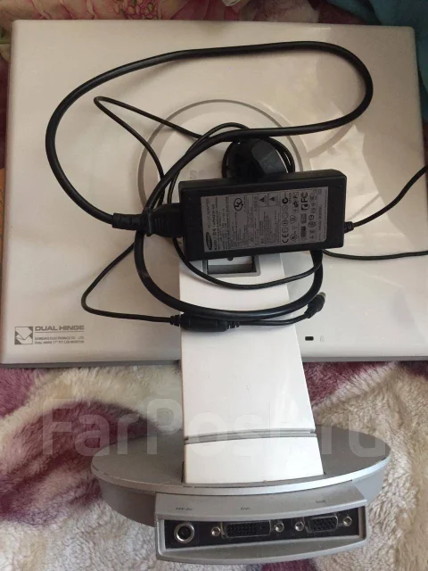 Samsung. 17", ���������� �� (LCD, LED, QLED) ����