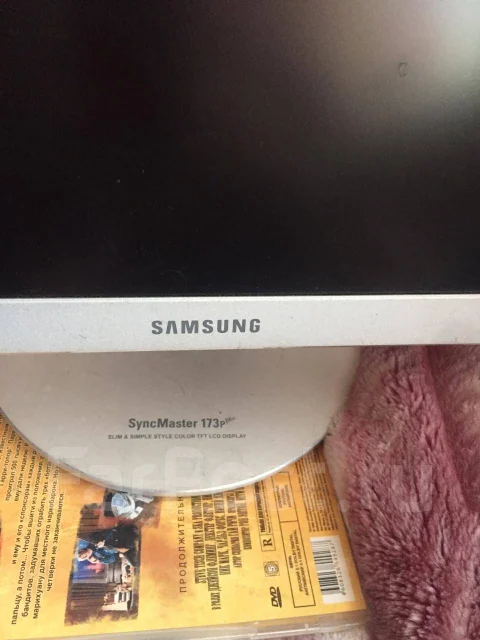 Samsung. 17", ���������� �� (LCD, LED, QLED) ����