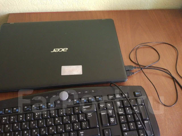 Acer Aspire V5-551G. 15.6", 1,6����, ��� 4 ��, ���� 500���, WiFi: 1, Bluetooth: 1 ����