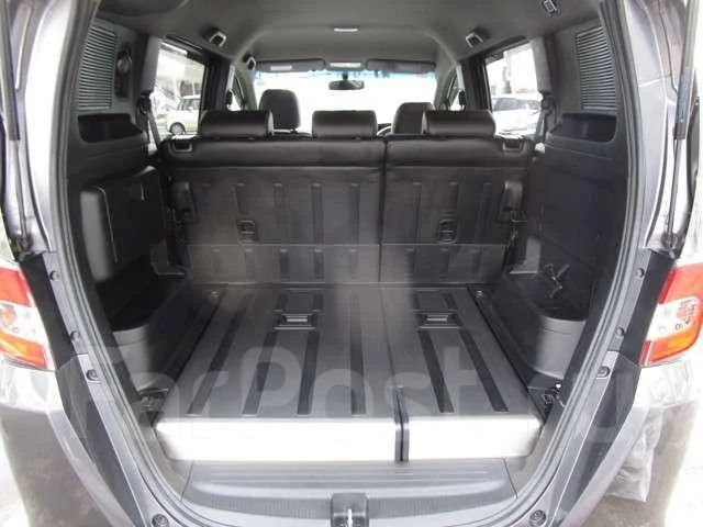 Honda Freed Spike. �������, 4wd, 1.5, ������, �/�. ��� ����� �� ������������ ����