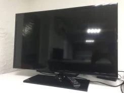 Samsung UE32F5000. LED ����