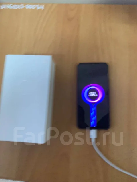Xiaomi Mi9 SE. �/� ����