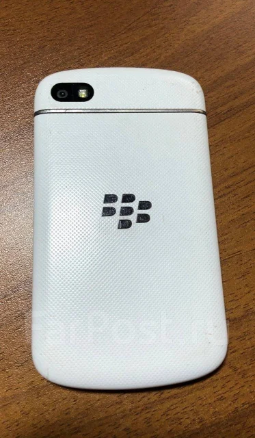 BlackBerry Q10. �/�, �����, 3G, 4G LTE, ��������� ����