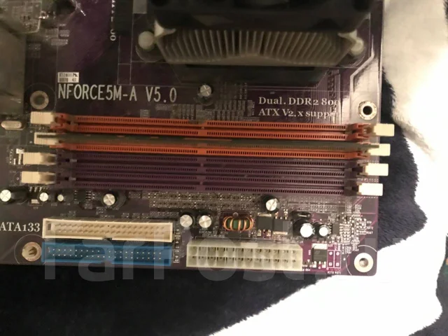 Socket AM2+ ����