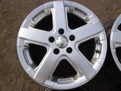 Trafficstar MZ. 6.5x15", 5x100, ET35 ����