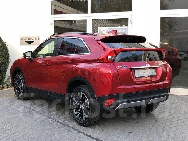 Mitsubishi Eclipse Cross. �������, ��������, 1.5 (163��.�.), ������, 8 000����. ��, �/�. ��� ����� �� ������������ ����