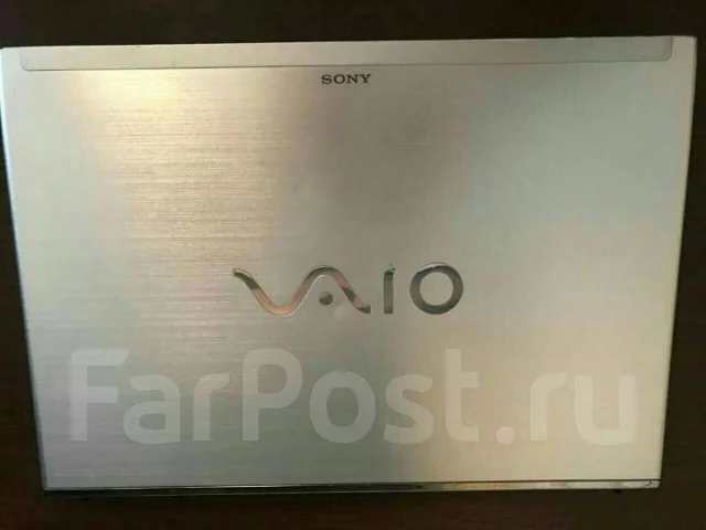 Sony VAIO. 15.6", 1,8����, ��� 4 ��, ���� 500���, WiFi: 1, Bluetooth: 1, ����������� �� 3��. ����