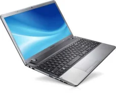 Samsung 355V5C. 15.6", 2,3����, ��� 8 ��, ���� 320���, WiFi, Bluetooth, ����������� �� 3��. ����