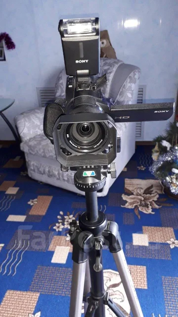 Sony HDR-CX900E. 20 � ����� �� ����
