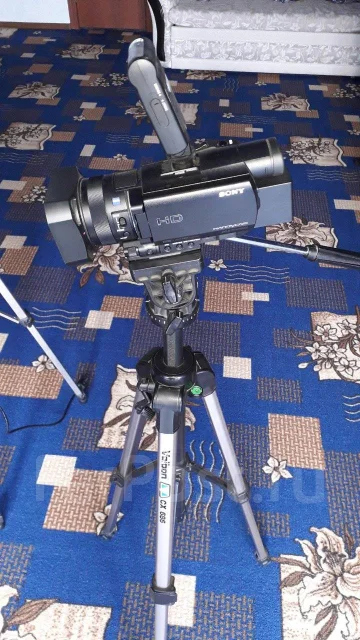 Sony HDR-CX900E. 20 � ����� �� ����