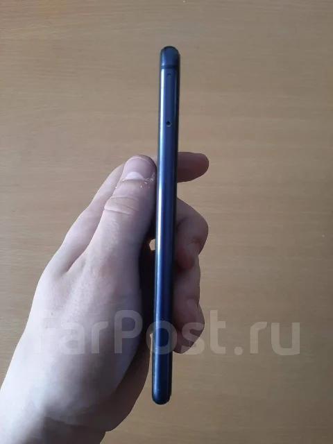 Honor 8. �/�, �����, 3G, 4G LTE, Dual-SIM, NFC ����