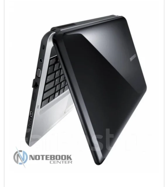 Samsung RV508. 15.6", 800����, ��� 2048 ��, ���� 320���, WiFi: 1, Bluetooth: 1 ����