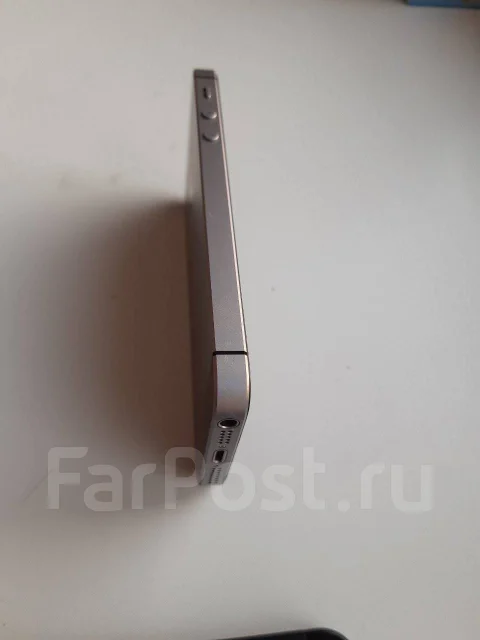 Apple iPhone SE. �/�, �����, 4G LTE ����