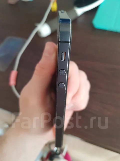 Apple iPhone 5. �/�, ������, 4G LTE ����