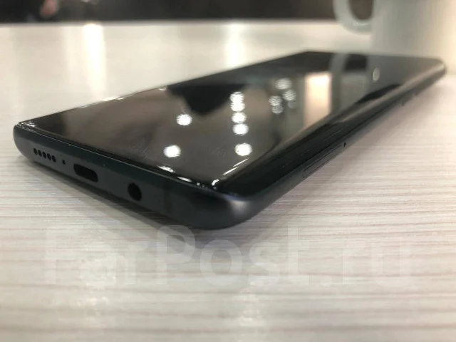 Xiaomi Mi Note 10. �/�, �����������, 3G, 4G LTE, Dual-SIM, NFC ����