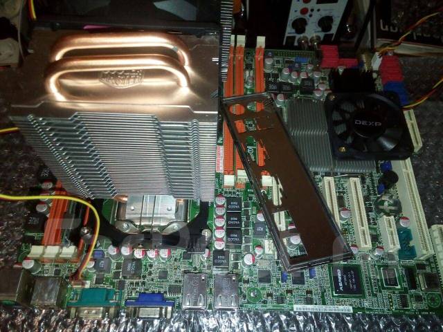 LGA1366 