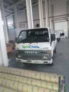 Toyota Hiace ����