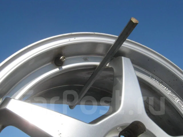 OZ Racing Crono HT. 7.0x17", 4x100, ET44 ����