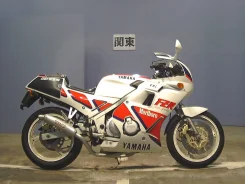 Yamaha FZR 250 ����