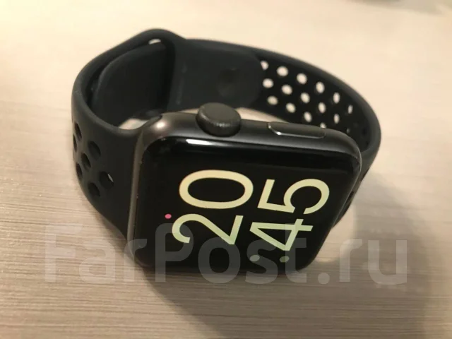 Apple Watch Series 3 Nike+. GPS, NFC, IP68 ����