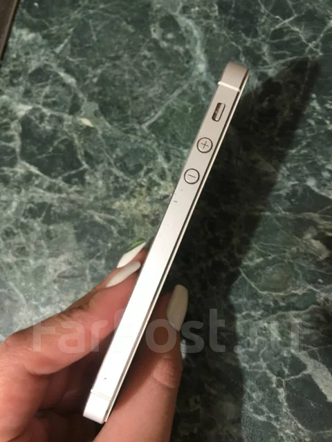 Apple iPhone 5. �/�, �����, 3G, 4G LTE ����
