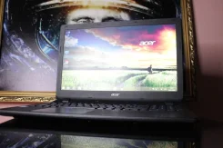Acer Extensa