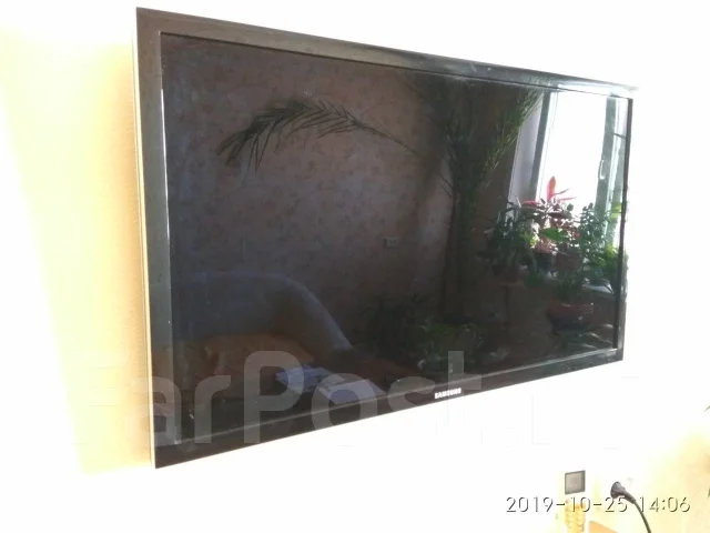 Samsung UE40D5000. LED ����