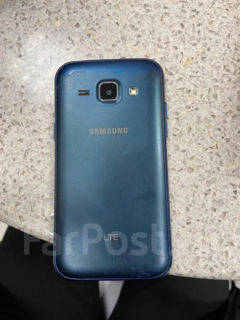 Samsung Galaxy J1. �/� ����