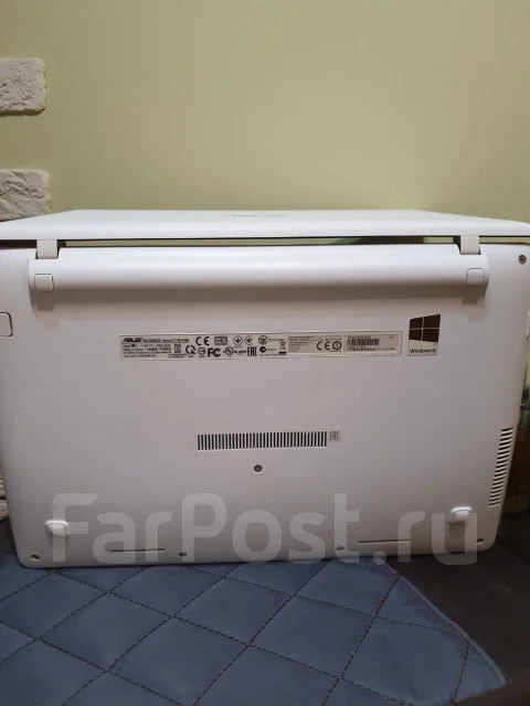 Asus X200CA. 11.6", WiFi: 1, Bluetooth: 1 ����