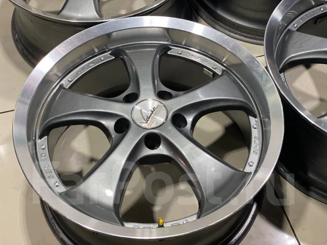 Veloche. 8.0x18", 5x114.3, ET38, �� 73,1���. ����