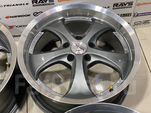 Veloche. 8.0x18", 5x114.3, ET38, �� 73,1���. ����