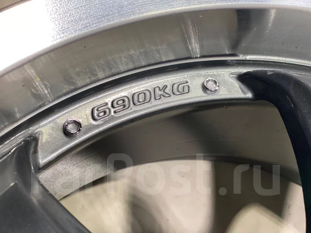 Veloche. 8.0x18", 5x114.3, ET38, �� 73,1���. ����