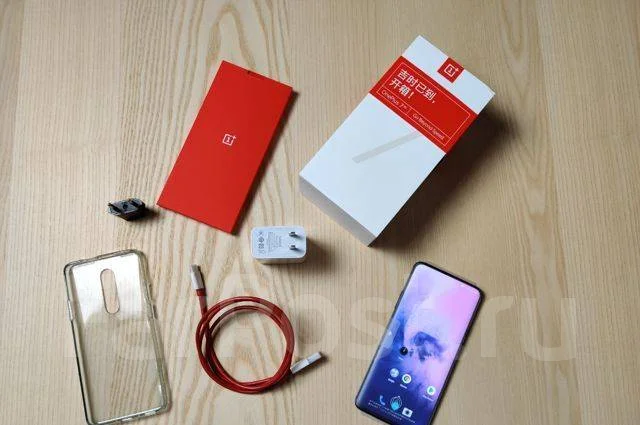 OnePlus 7 Pro. �/�, ������, 3G, 4G LTE, Dual-SIM, NFC ����
