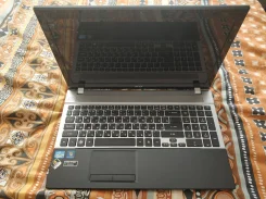 Acer Aspire V3-571G. 15.6", 3,1����, ��� 6 ��, ���� 500���, WiFi: 1, Bluetooth: 1, ����������� �� 1��. ����