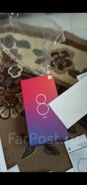 Xiaomi Mi8 Lite. �/� ����