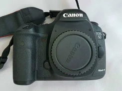 Canon EOS 5D Mark III Body ����