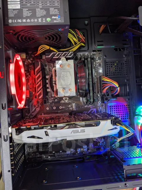 GeForce GTX 1070 ����