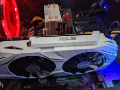GeForce GTX 1070 ����