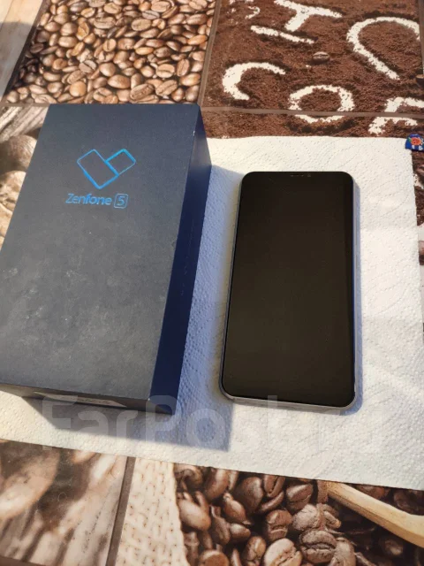 Asus ZenFone 5. �/�, �����������, 3G, 4G LTE, Dual-SIM, NFC ����