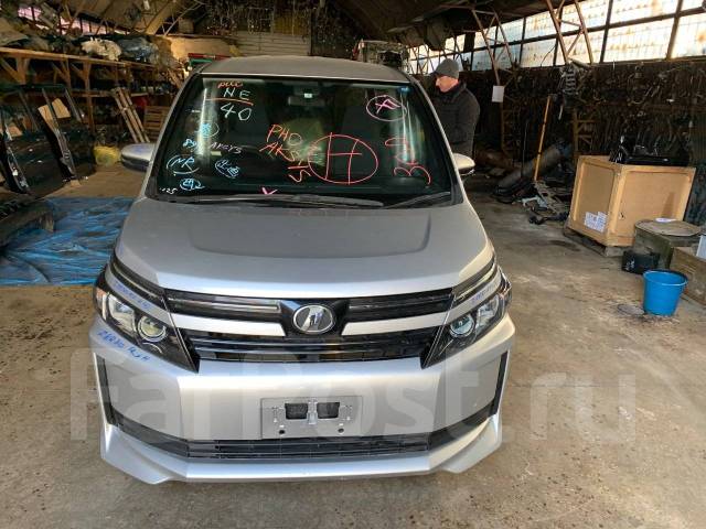 Voxy toyota владивосток