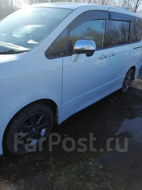 Toyota Voxy. ��������, ��������, 2.0 (143��.�.), ������, 126 000����. �� ����