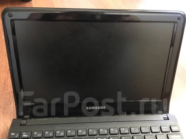 Samsung NC110. 10.1", 1,7����, WiFi: 1, Bluetooth: 1 ����