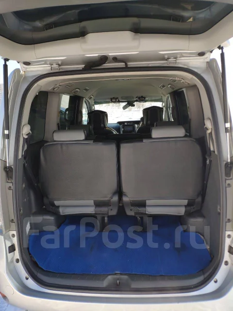Toyota Voxy. �������, 4wd, 2.0 (140��.�.), ������, 155����. �� ����