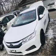 Honda Grace. GM6 ����