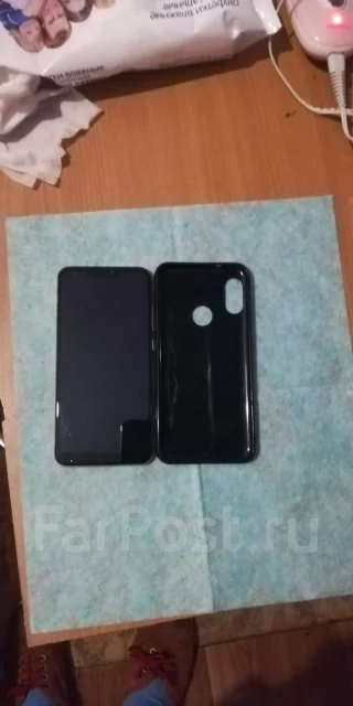 Xiaomi Redmi 6 Pro. �/�, �������, �������, 3G, 4G LTE, Dual-SIM ����