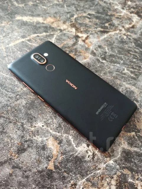 Nokia 7 Plus. �/� ����