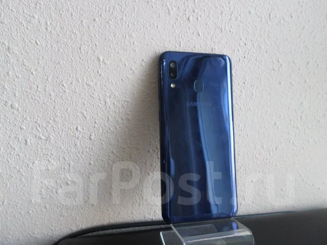 Samsung Galaxy A20. �/�, �����, 4G LTE ����