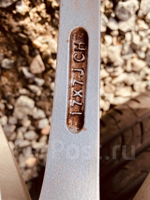 Valbrem. 7.0x17", 5x100, ET52, �� 73���. ����